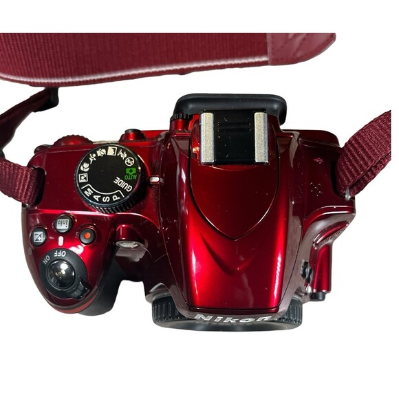 EXC++ RED Nikon D3200 Digital SLR Camera Body Only - Picture 11 of 16